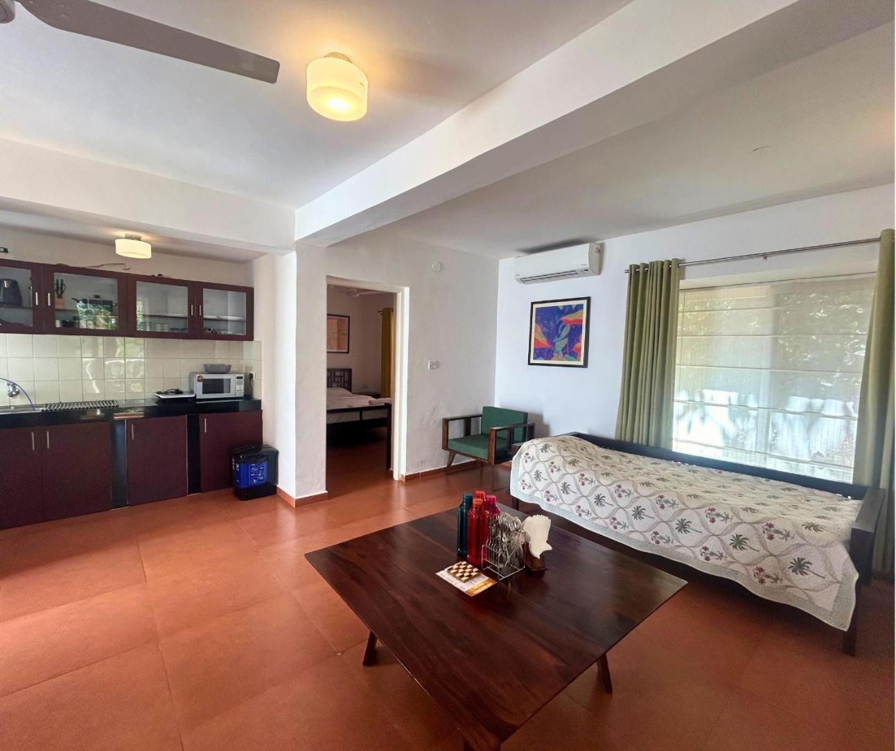 Jungle Hut-Annabelle'S Beach Apartments At Bernard Simao,Calangute,Goa Candolim Exterior foto