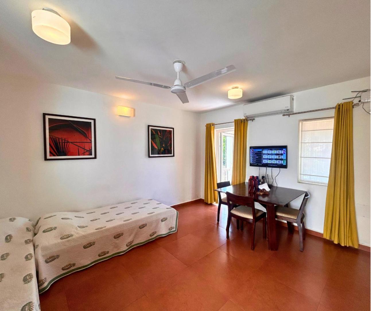 Jungle Hut-Annabelle'S Beach Apartments At Bernard Simao,Calangute,Goa Candolim Exterior foto